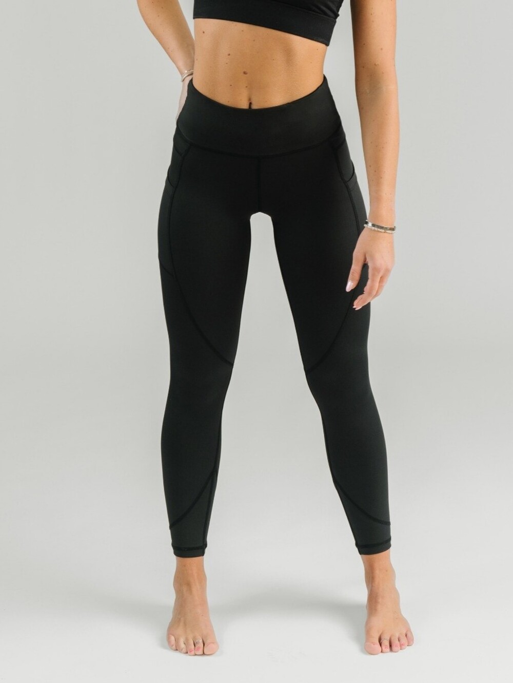 ZYIA Black Pocket Light n Tight Hi-rise 7/8 24"